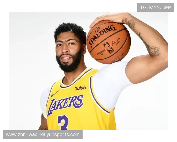 约翰逊无球跑位极聪明